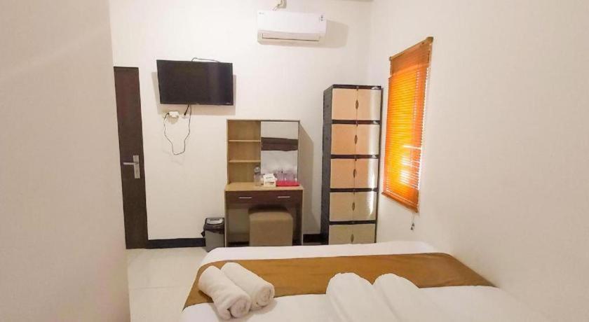 Merr 57 Surabaya Exterior foto